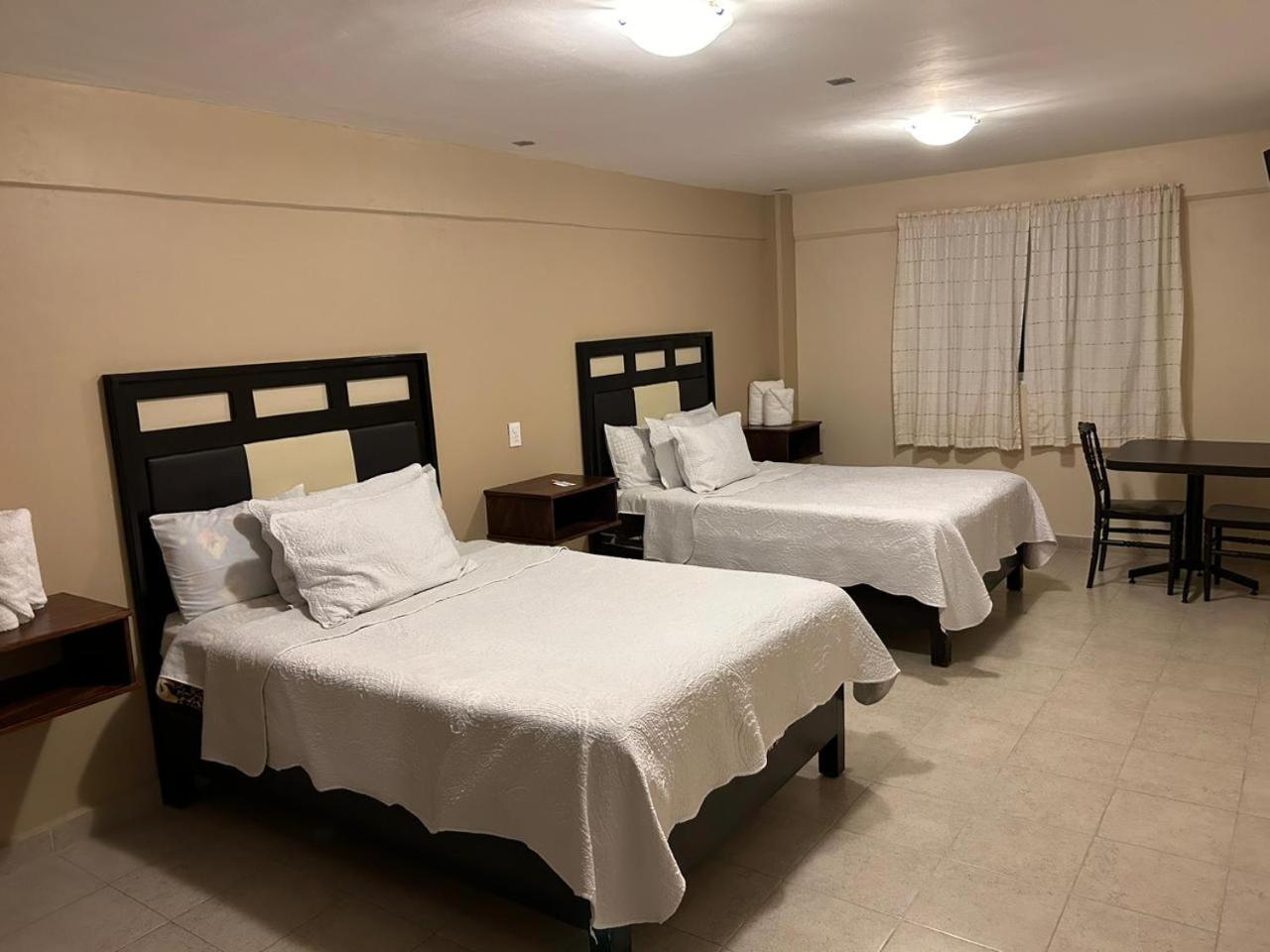 Hotel Gold El Oro de Hidalgo Extérieur photo